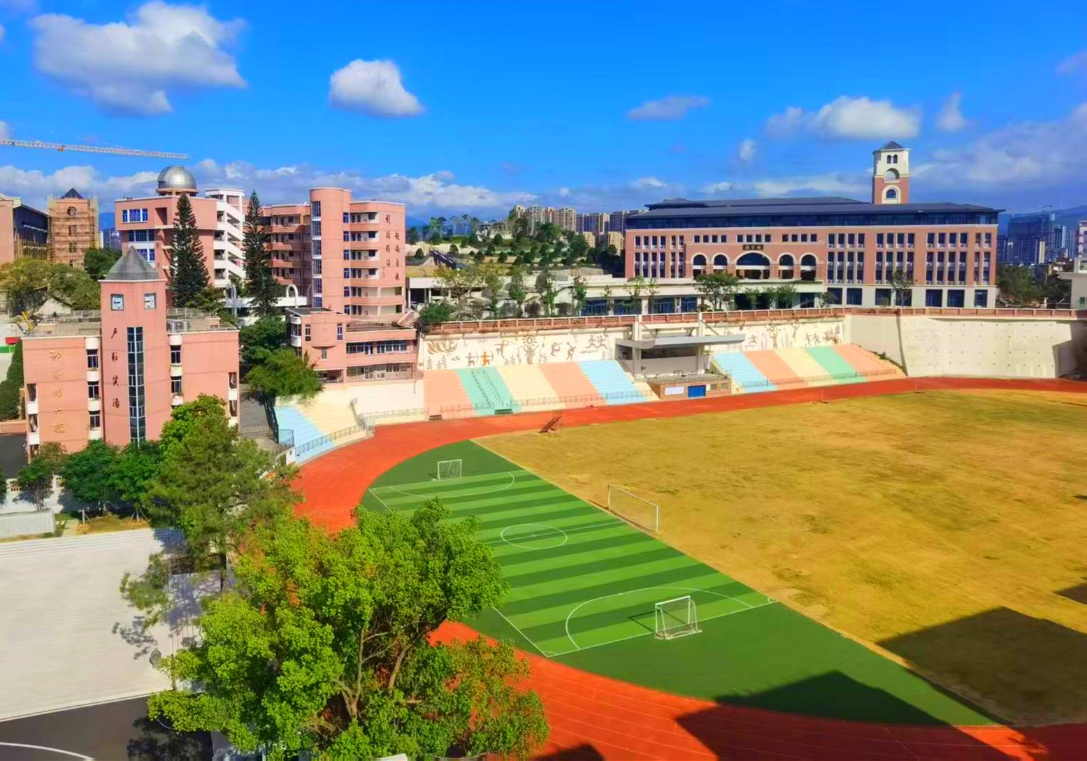 田径场.jpg